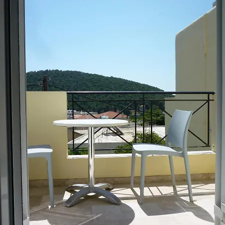 Ro Apartahotel Poros (Lefkada)
